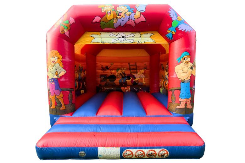 Pirate Time, 20'6''(d) x 16'6''(w) x 10'(h) - 6.25m(d) x 5m(w) x 3m(h)
