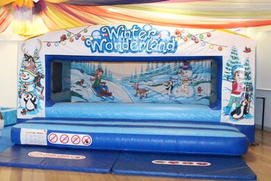 Christmas Box, 24'5''(d) x 18'(w) x 8'(h) - 7.5m(d) x 5.5m(w) x 2.45m(h)