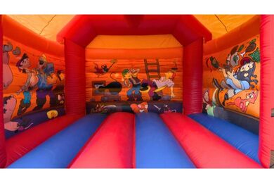 Pirate Time, 20'6''(d) x 16'6''(w) x 10'(h) - 6.25m(d) x 5m(w) x 3m(h)